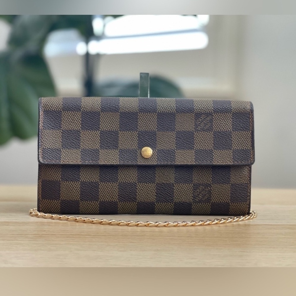 Authentic Louis Vuitton Damier Ebene Sarah Wallet